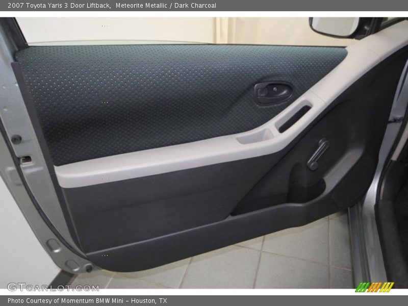 Meteorite Metallic / Dark Charcoal 2007 Toyota Yaris 3 Door Liftback