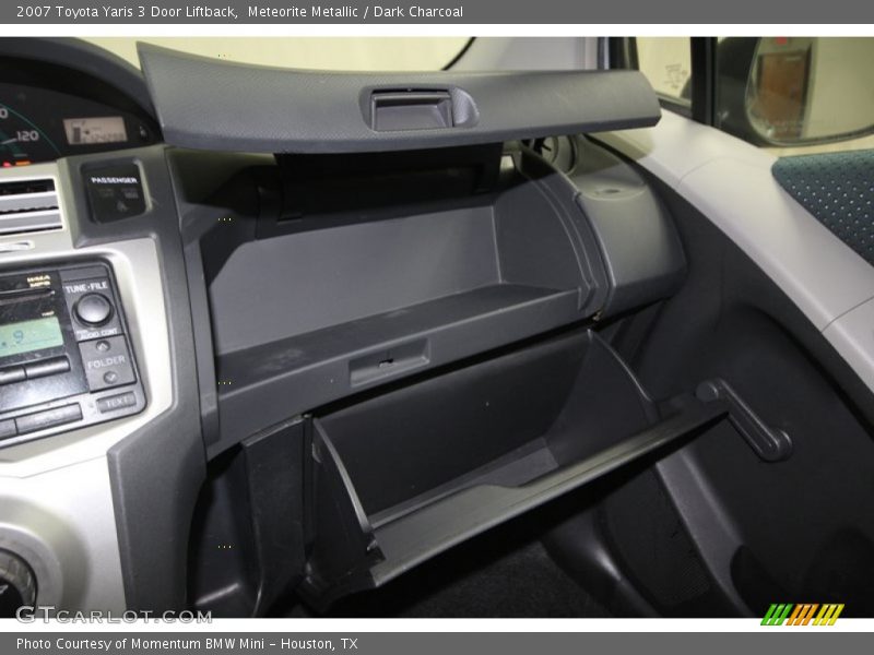 Meteorite Metallic / Dark Charcoal 2007 Toyota Yaris 3 Door Liftback
