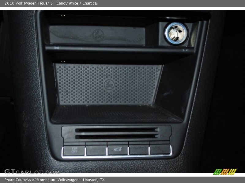 Candy White / Charcoal 2010 Volkswagen Tiguan S