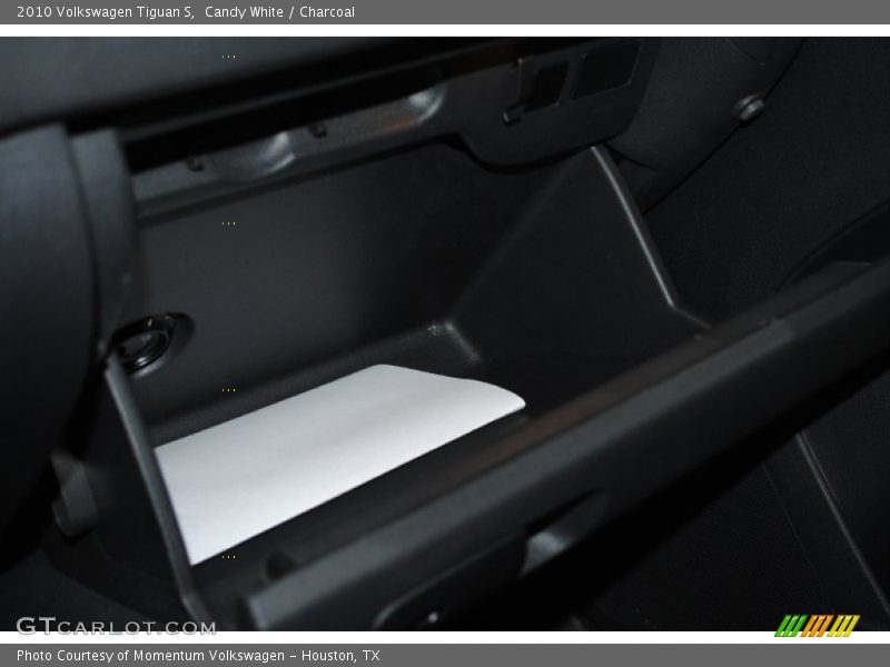 Candy White / Charcoal 2010 Volkswagen Tiguan S