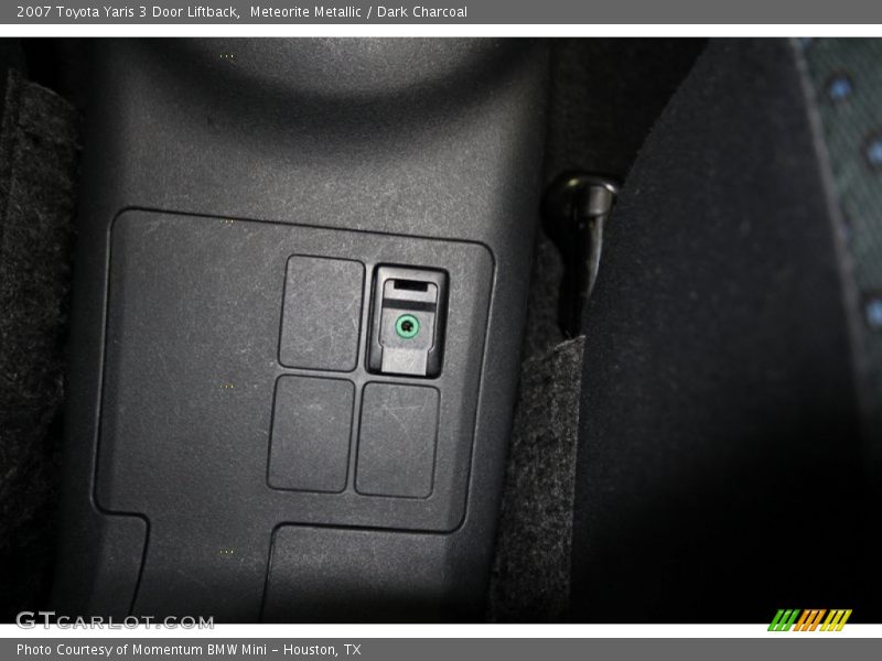 Meteorite Metallic / Dark Charcoal 2007 Toyota Yaris 3 Door Liftback