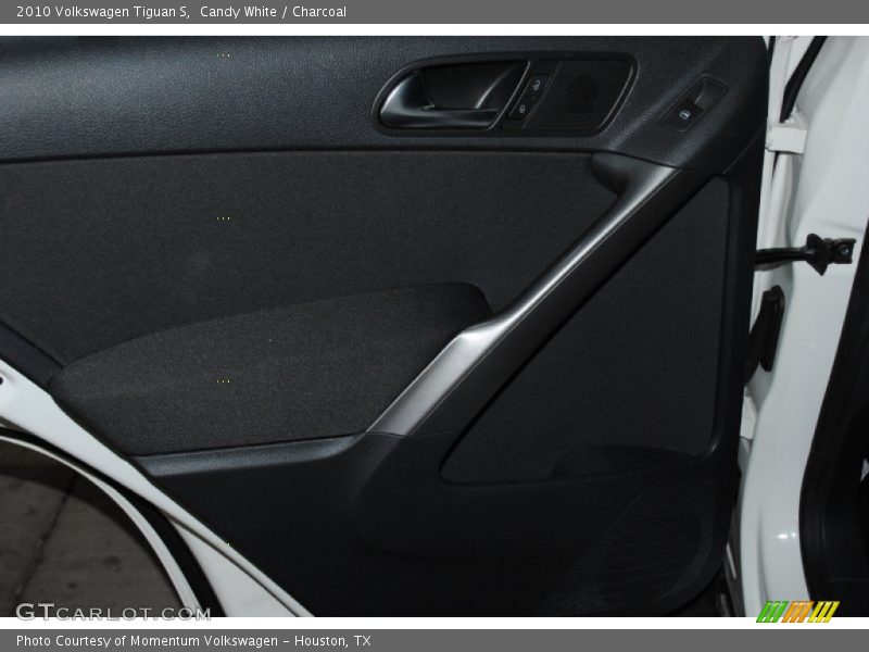 Candy White / Charcoal 2010 Volkswagen Tiguan S