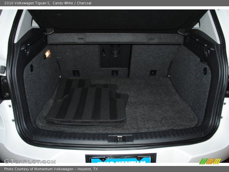 Candy White / Charcoal 2010 Volkswagen Tiguan S