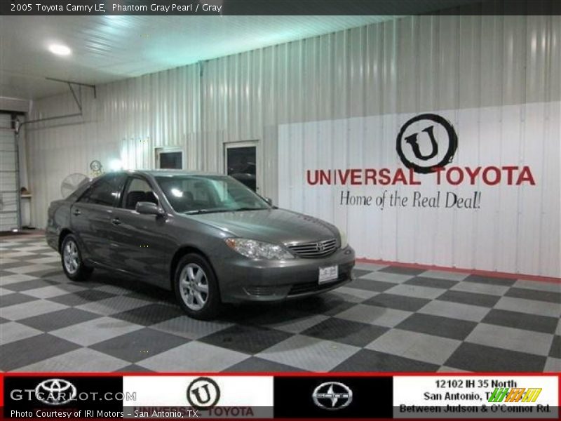 Phantom Gray Pearl / Gray 2005 Toyota Camry LE