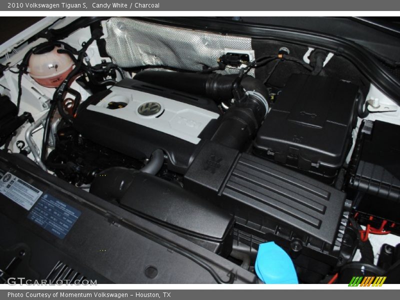 Candy White / Charcoal 2010 Volkswagen Tiguan S