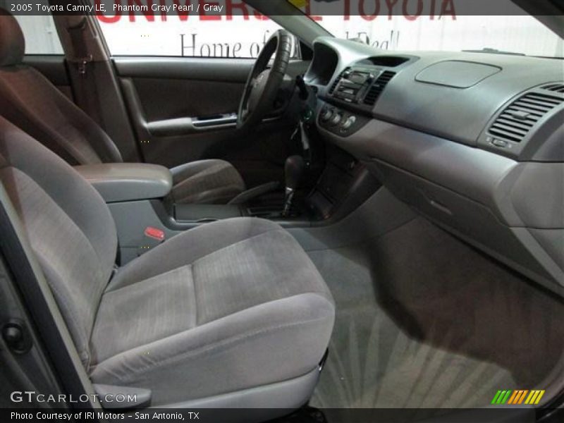 Phantom Gray Pearl / Gray 2005 Toyota Camry LE