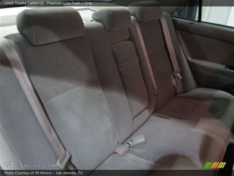 Phantom Gray Pearl / Gray 2005 Toyota Camry LE