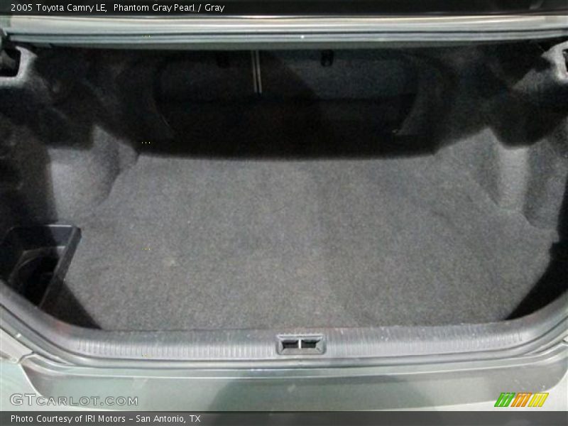 Phantom Gray Pearl / Gray 2005 Toyota Camry LE