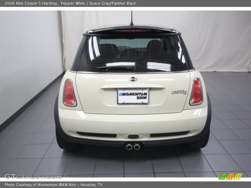 Pepper White / Space Gray/Panther Black 2006 Mini Cooper S Hardtop