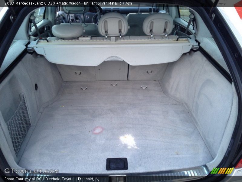  2003 C 320 4Matic Wagon Trunk