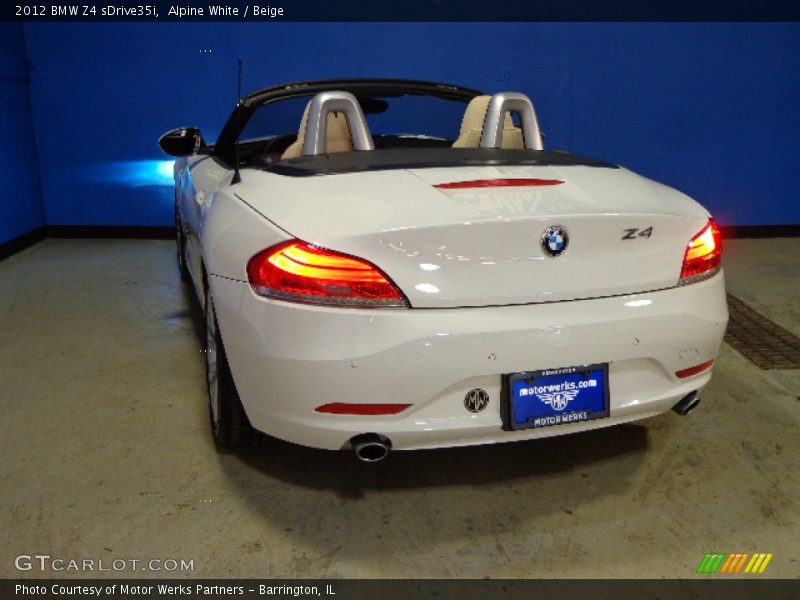 Alpine White / Beige 2012 BMW Z4 sDrive35i