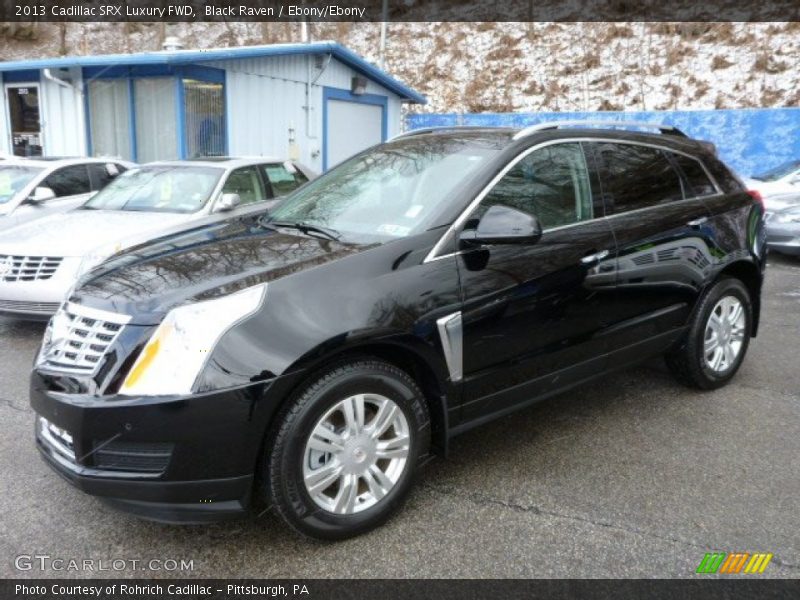 Front 3/4 View of 2013 SRX Luxury FWD