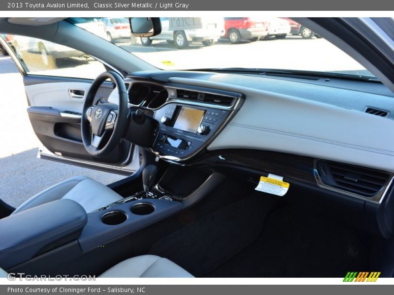 Classic Silver Metallic / Light Gray 2013 Toyota Avalon Limited