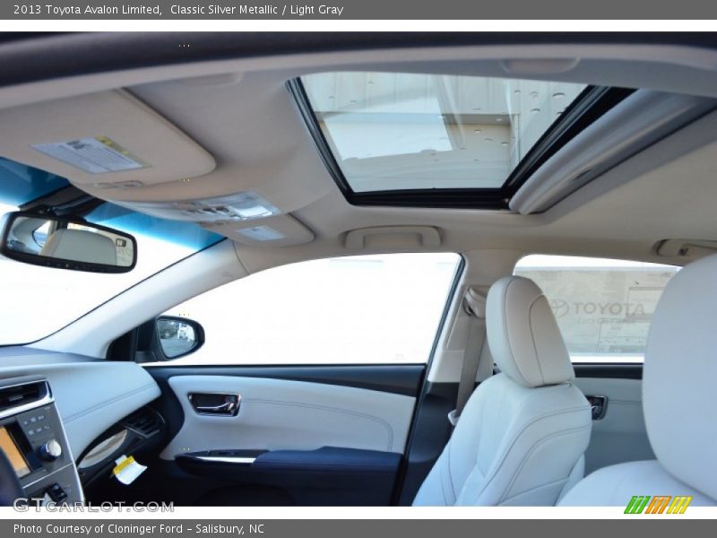 Classic Silver Metallic / Light Gray 2013 Toyota Avalon Limited