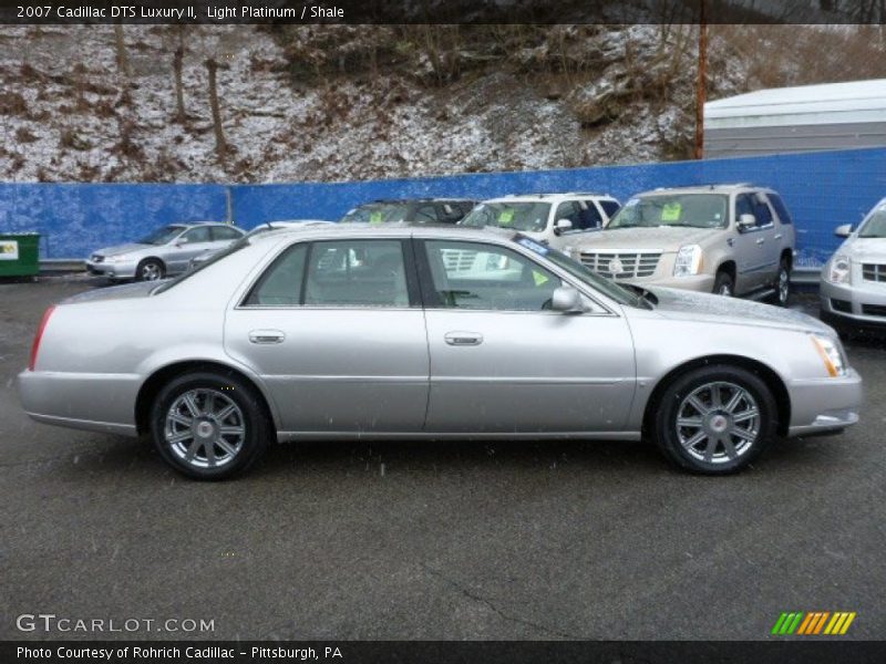 Light Platinum / Shale 2007 Cadillac DTS Luxury II
