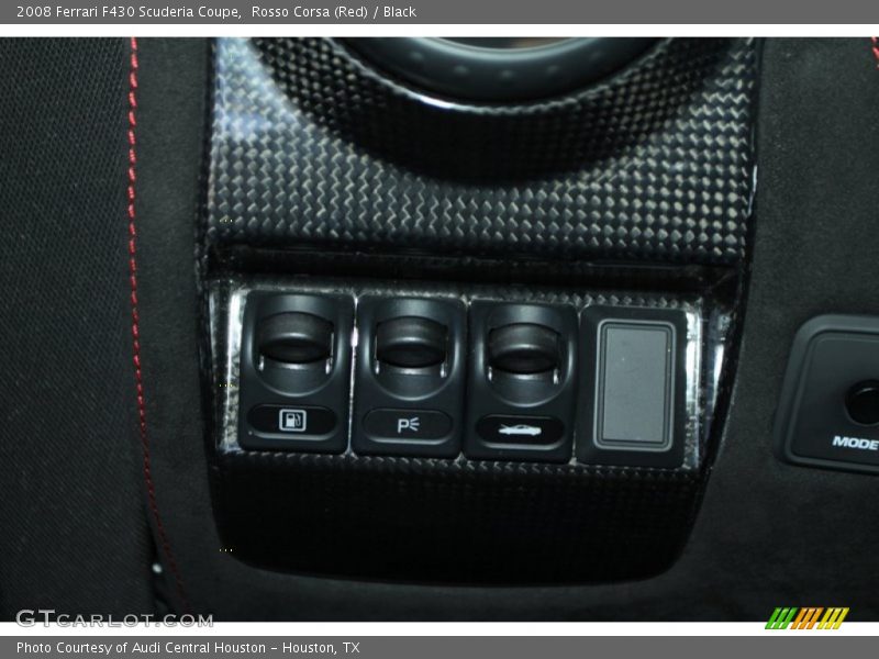 Controls of 2008 F430 Scuderia Coupe
