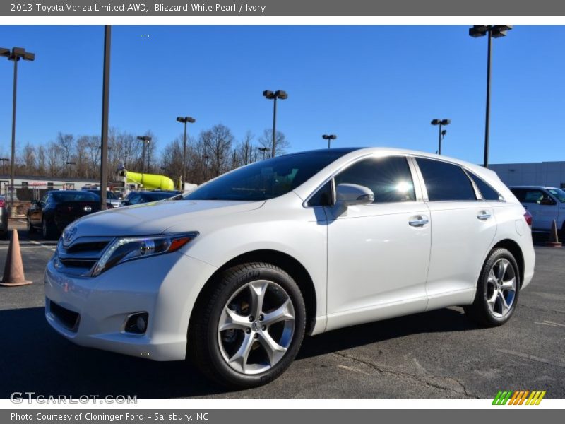 Blizzard White Pearl / Ivory 2013 Toyota Venza Limited AWD