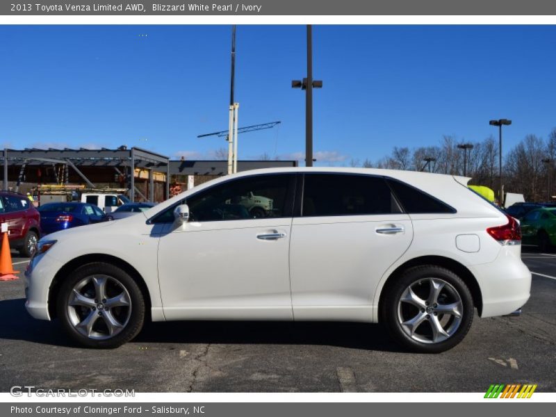 Blizzard White Pearl / Ivory 2013 Toyota Venza Limited AWD