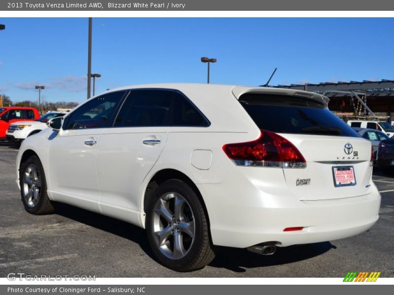 Blizzard White Pearl / Ivory 2013 Toyota Venza Limited AWD
