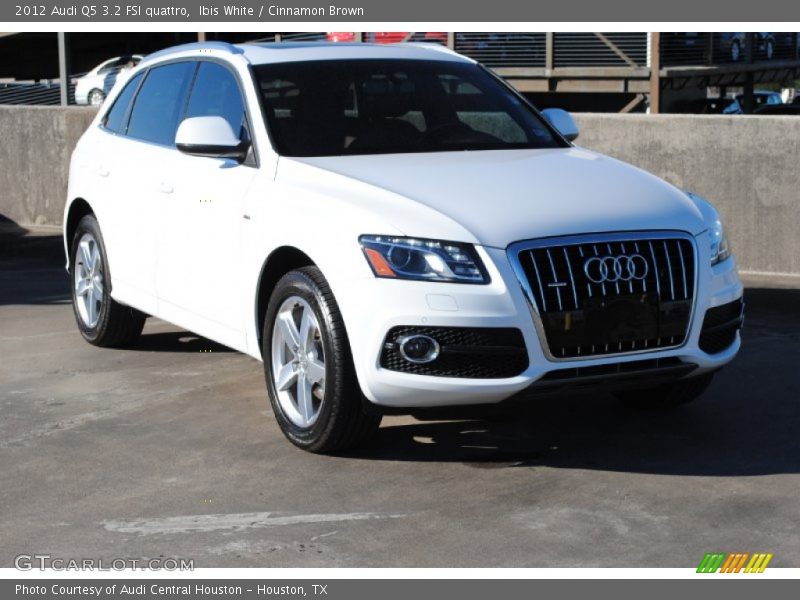 Ibis White / Cinnamon Brown 2012 Audi Q5 3.2 FSI quattro