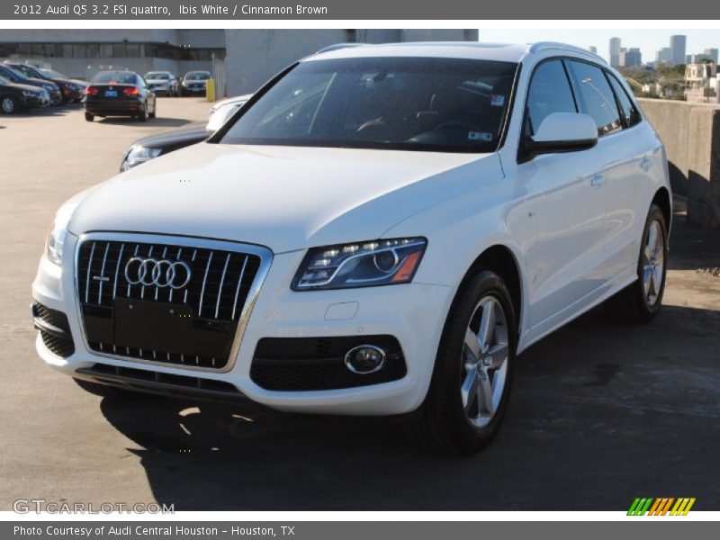 Ibis White / Cinnamon Brown 2012 Audi Q5 3.2 FSI quattro