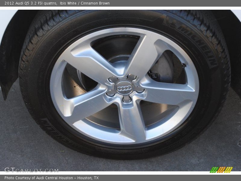 Ibis White / Cinnamon Brown 2012 Audi Q5 3.2 FSI quattro