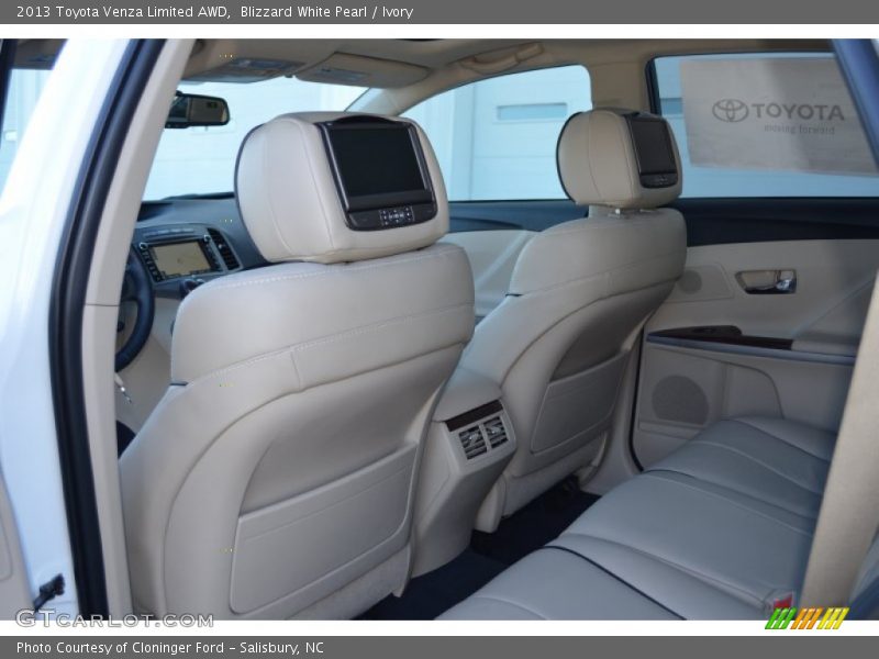 Blizzard White Pearl / Ivory 2013 Toyota Venza Limited AWD