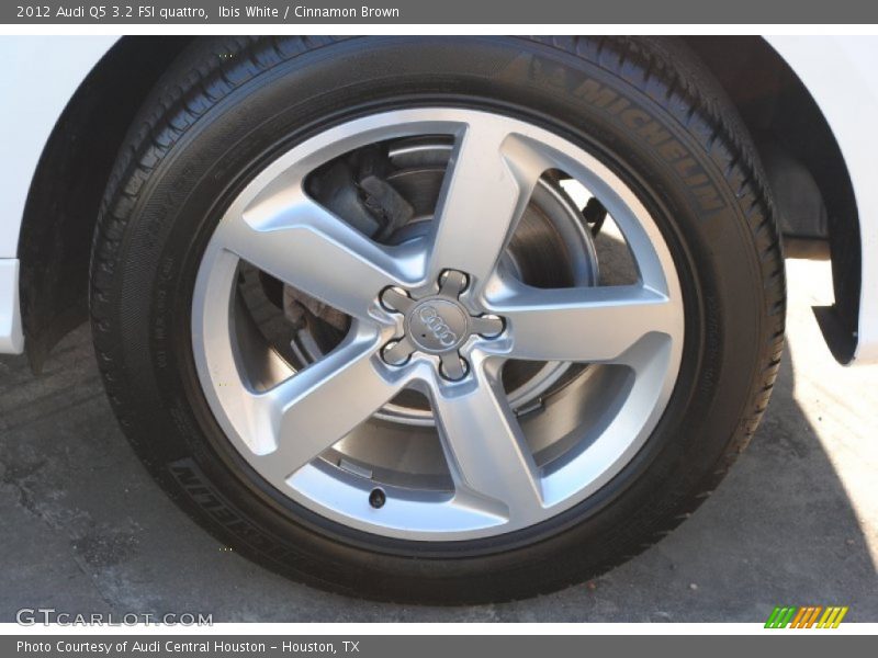 Ibis White / Cinnamon Brown 2012 Audi Q5 3.2 FSI quattro