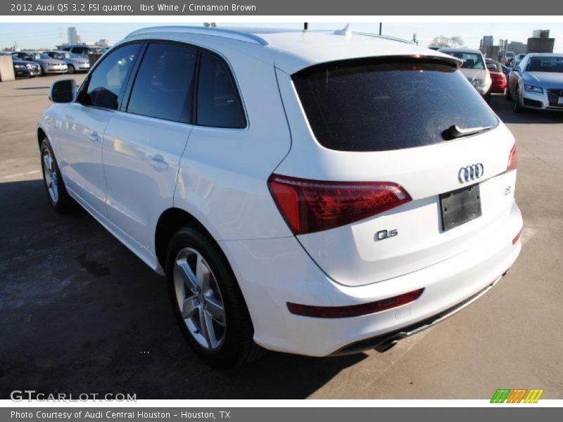 Ibis White / Cinnamon Brown 2012 Audi Q5 3.2 FSI quattro