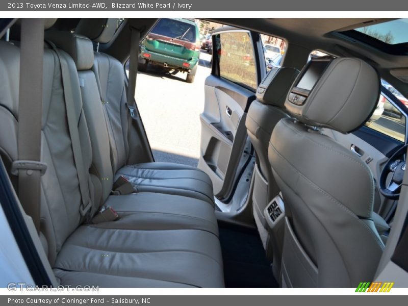 Blizzard White Pearl / Ivory 2013 Toyota Venza Limited AWD