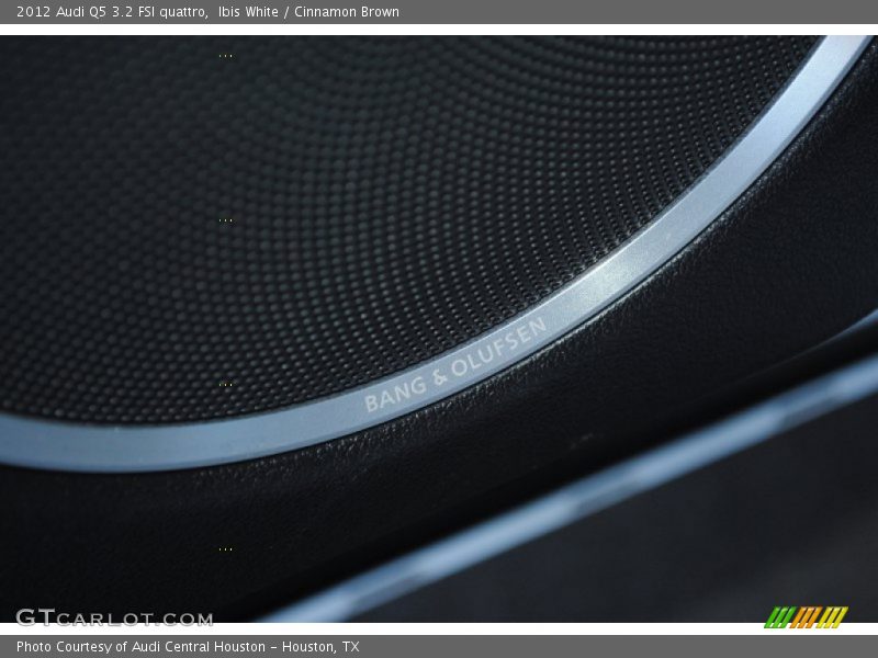 Ibis White / Cinnamon Brown 2012 Audi Q5 3.2 FSI quattro