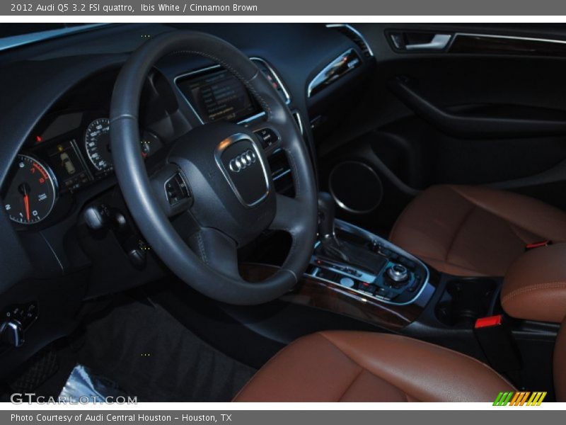 Ibis White / Cinnamon Brown 2012 Audi Q5 3.2 FSI quattro