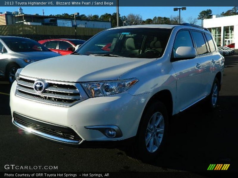 Blizzard White Pearl / Sand Beige 2013 Toyota Highlander V6