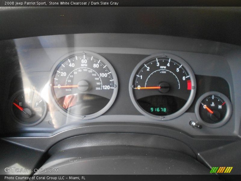 Stone White Clearcoat / Dark Slate Gray 2008 Jeep Patriot Sport