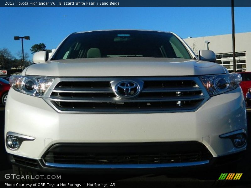 Blizzard White Pearl / Sand Beige 2013 Toyota Highlander V6