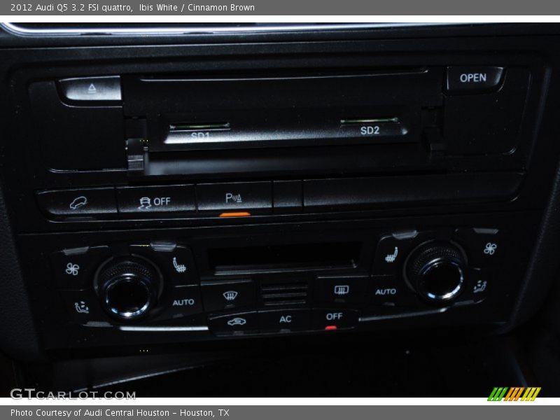 Ibis White / Cinnamon Brown 2012 Audi Q5 3.2 FSI quattro