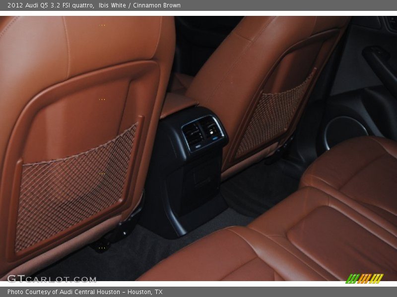 Ibis White / Cinnamon Brown 2012 Audi Q5 3.2 FSI quattro
