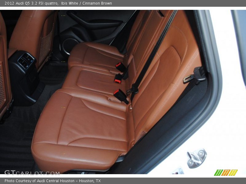 Ibis White / Cinnamon Brown 2012 Audi Q5 3.2 FSI quattro