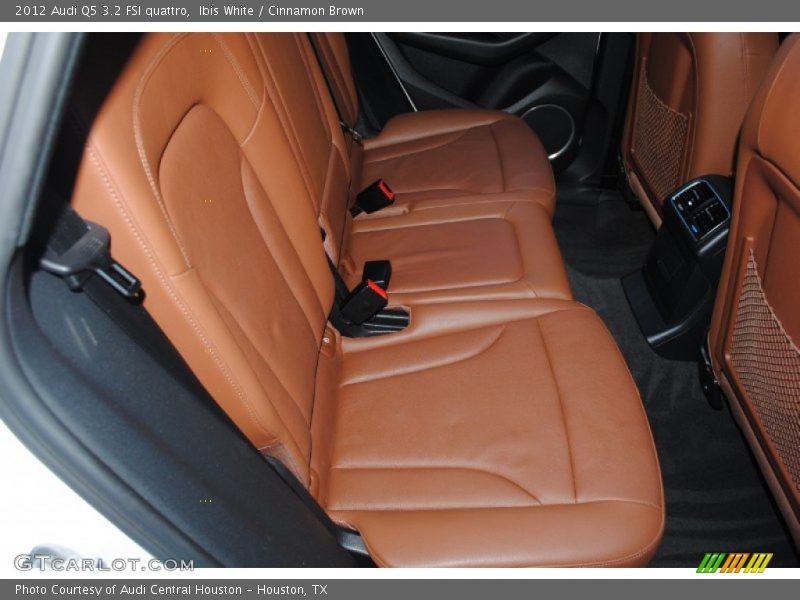 Ibis White / Cinnamon Brown 2012 Audi Q5 3.2 FSI quattro