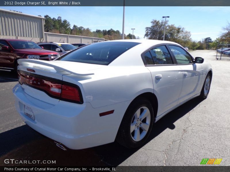 Bright White / Black 2012 Dodge Charger SE
