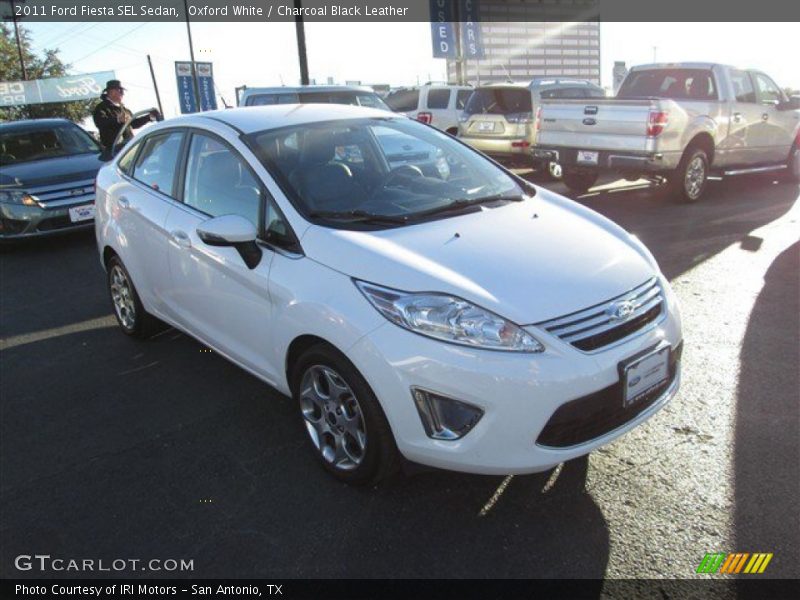 Oxford White / Charcoal Black Leather 2011 Ford Fiesta SEL Sedan