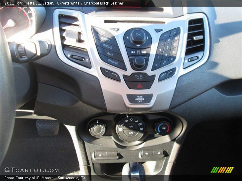 Oxford White / Charcoal Black Leather 2011 Ford Fiesta SEL Sedan