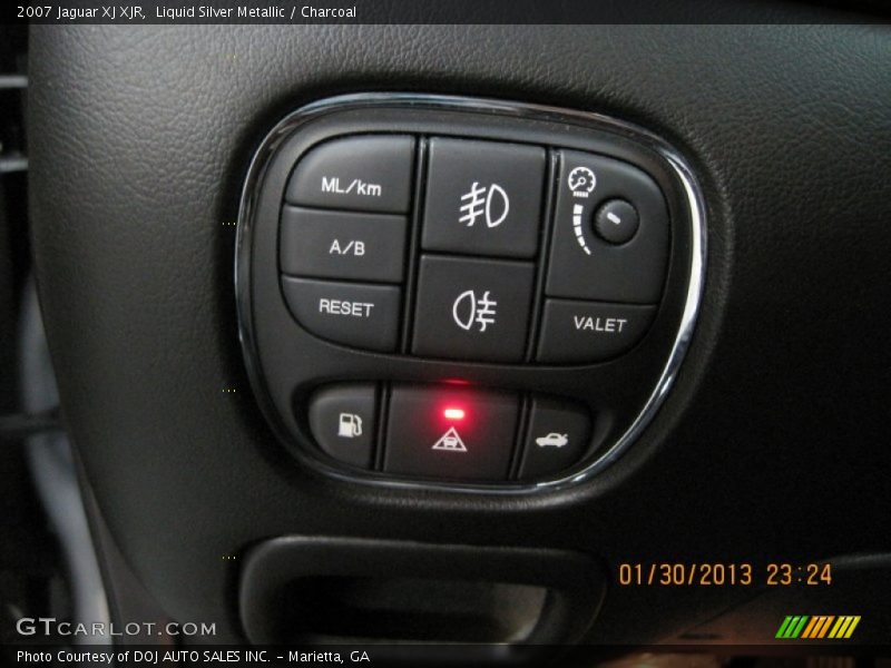Liquid Silver Metallic / Charcoal 2007 Jaguar XJ XJR