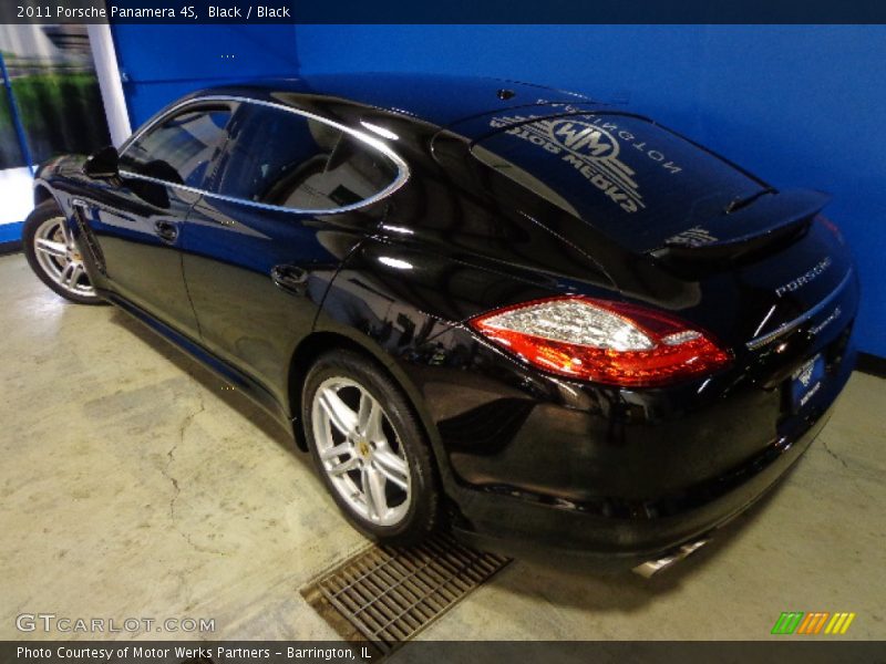 Black / Black 2011 Porsche Panamera 4S