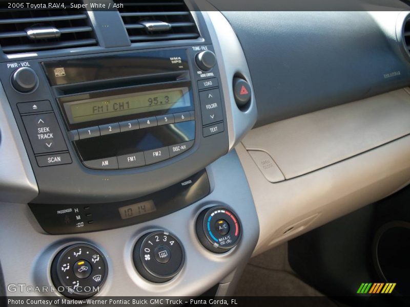 Super White / Ash 2006 Toyota RAV4