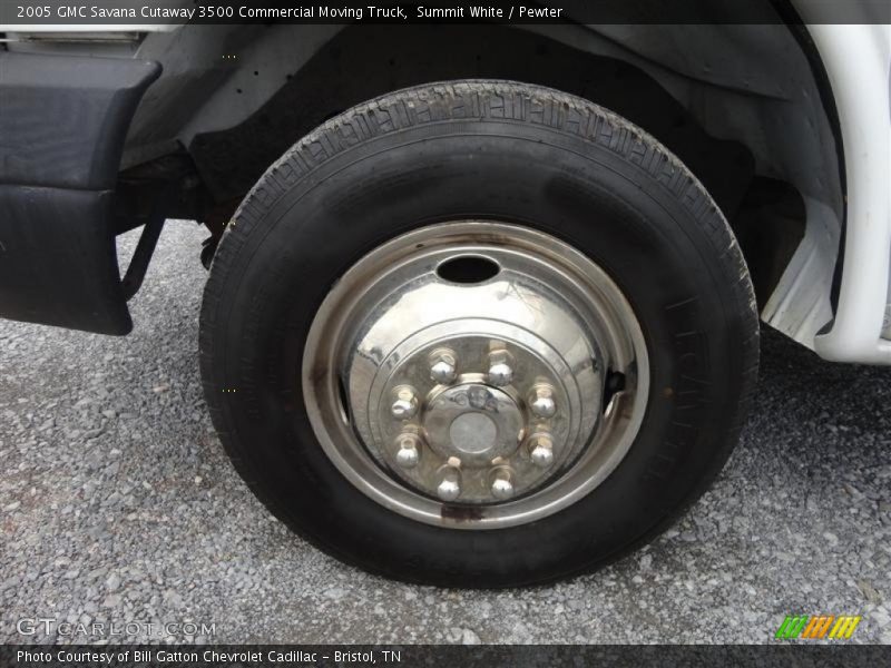 Summit White / Pewter 2005 GMC Savana Cutaway 3500 Commercial Moving Truck
