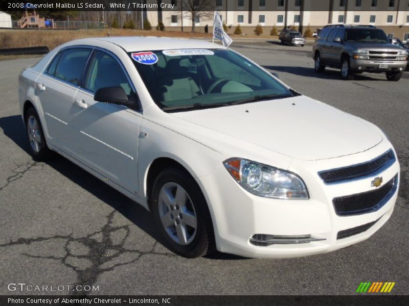 Front 3/4 View of 2008 Malibu LS Sedan