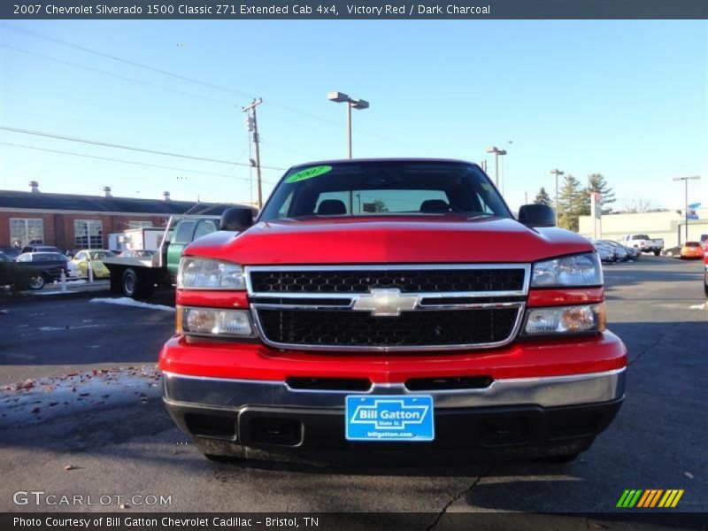 Victory Red / Dark Charcoal 2007 Chevrolet Silverado 1500 Classic Z71 Extended Cab 4x4