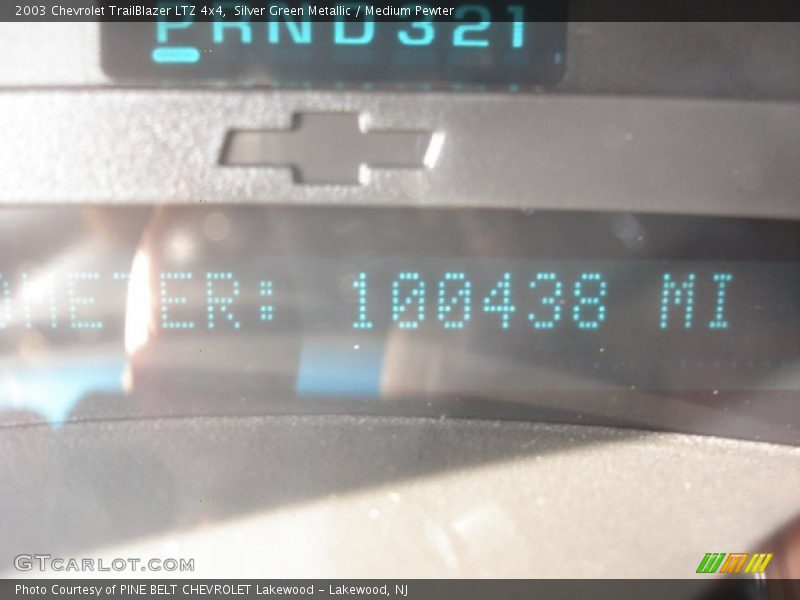 Silver Green Metallic / Medium Pewter 2003 Chevrolet TrailBlazer LTZ 4x4