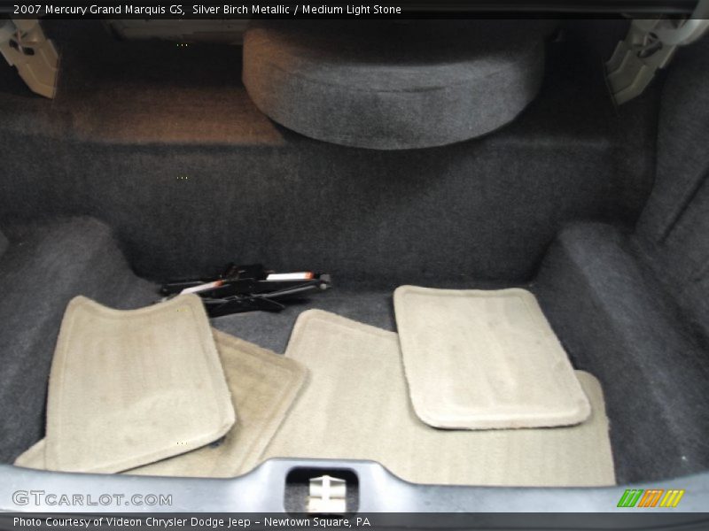 Silver Birch Metallic / Medium Light Stone 2007 Mercury Grand Marquis GS